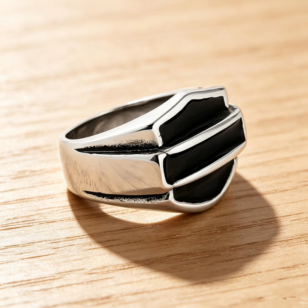blackring6.jpg